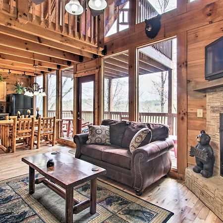 Sevierville Sanctuary Hot Tub, Pool Table And Deck! Экстерьер фото