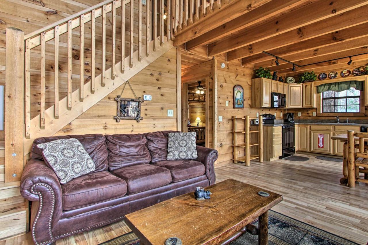 Sevierville Sanctuary Hot Tub, Pool Table And Deck! Экстерьер фото