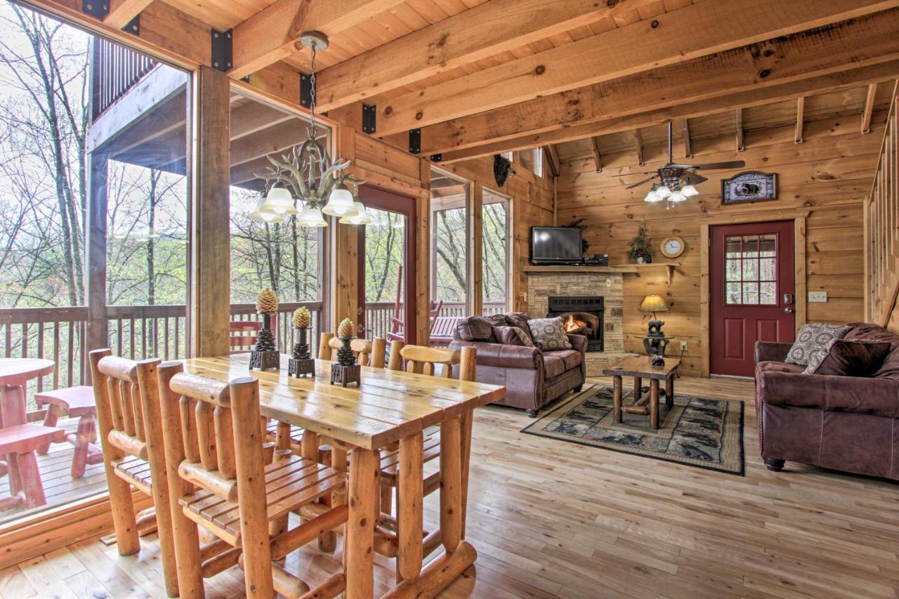 Sevierville Sanctuary Hot Tub, Pool Table And Deck! Экстерьер фото