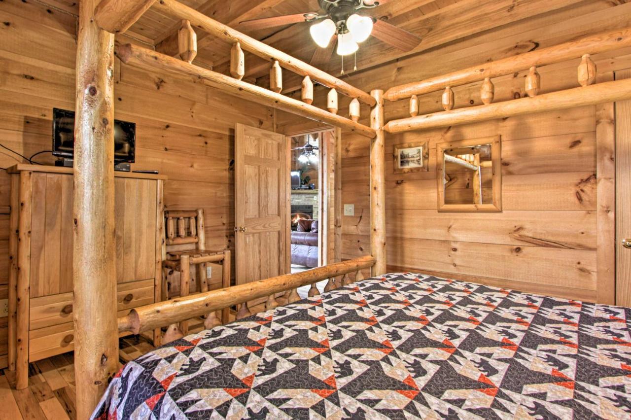 Sevierville Sanctuary Hot Tub, Pool Table And Deck! Экстерьер фото