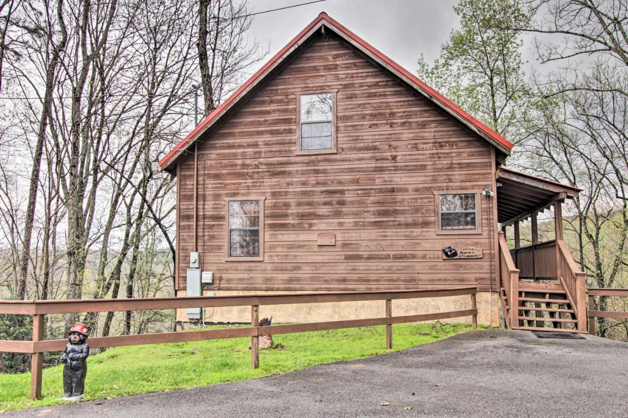 Sevierville Sanctuary Hot Tub, Pool Table And Deck! Экстерьер фото